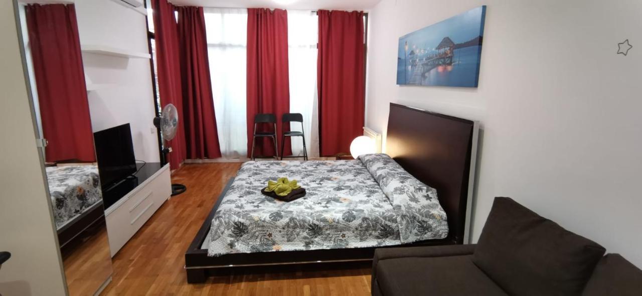 Rooms Arago Barcelona Kültér fotó