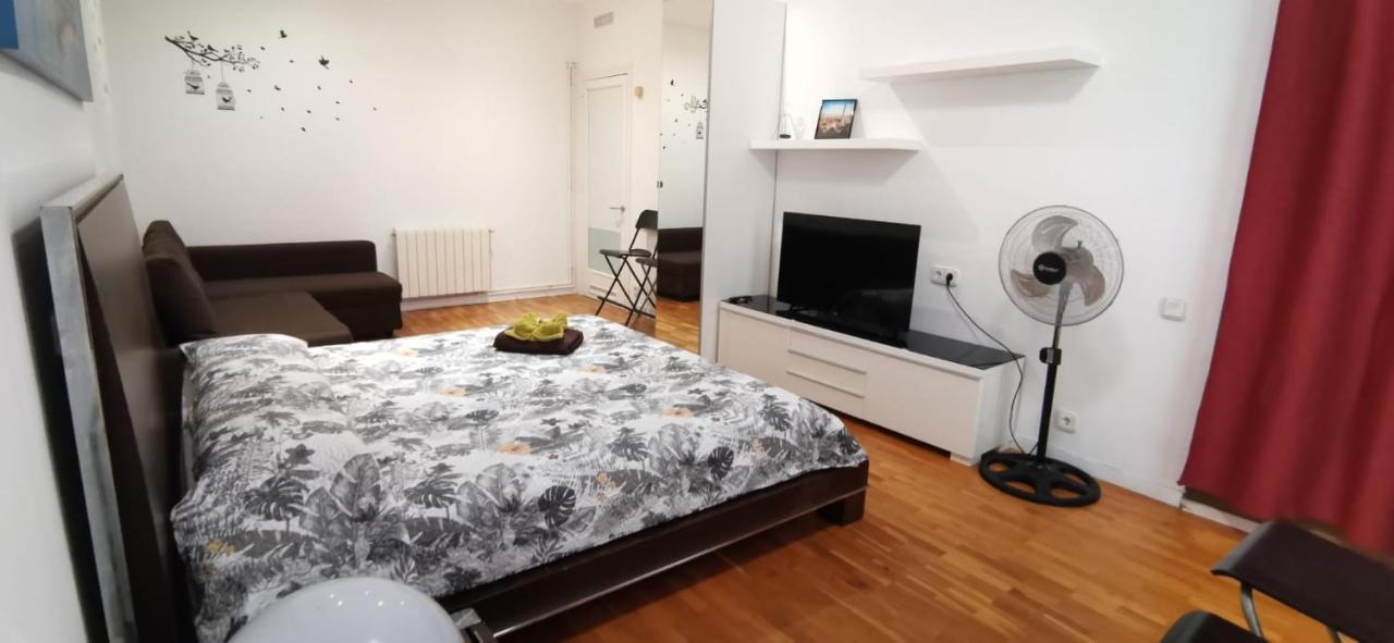 Rooms Arago Barcelona Kültér fotó