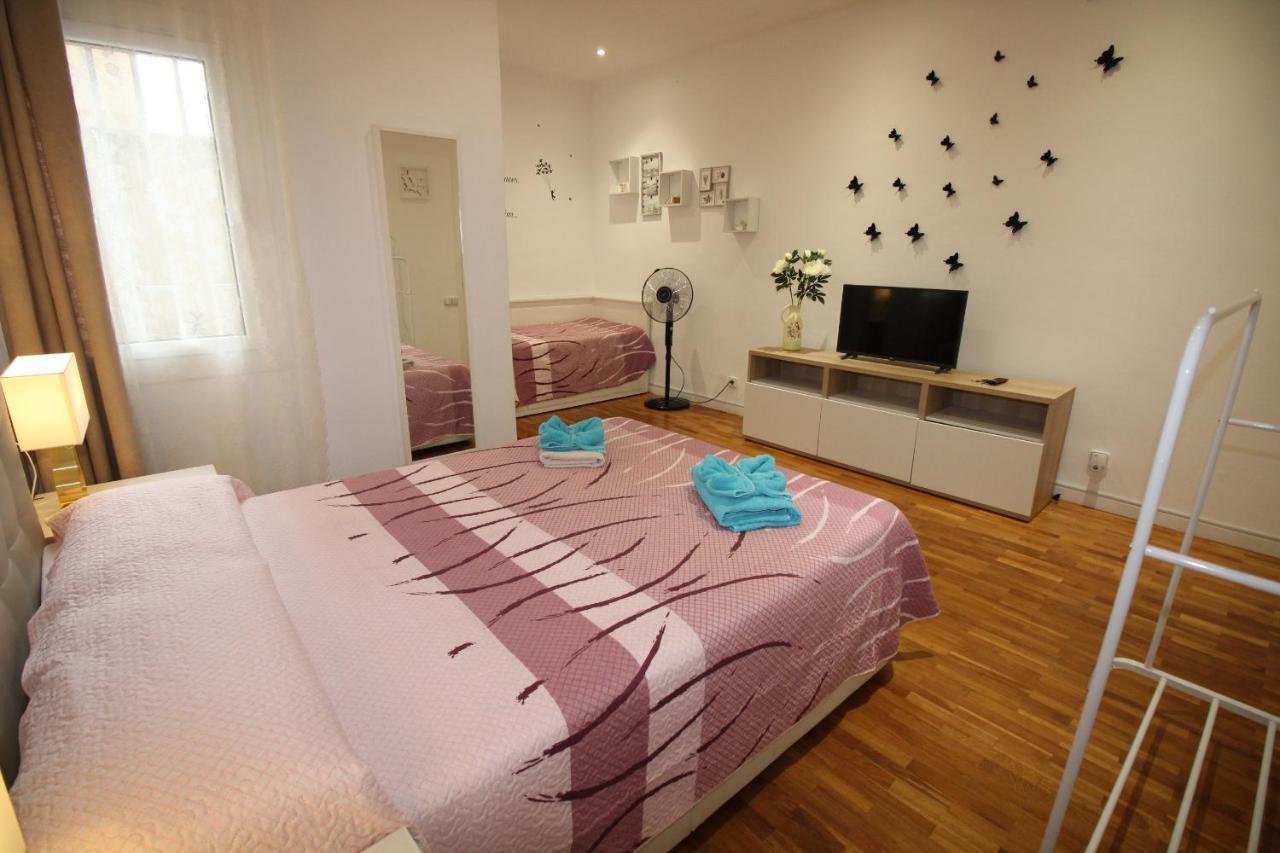 Rooms Arago Barcelona Kültér fotó