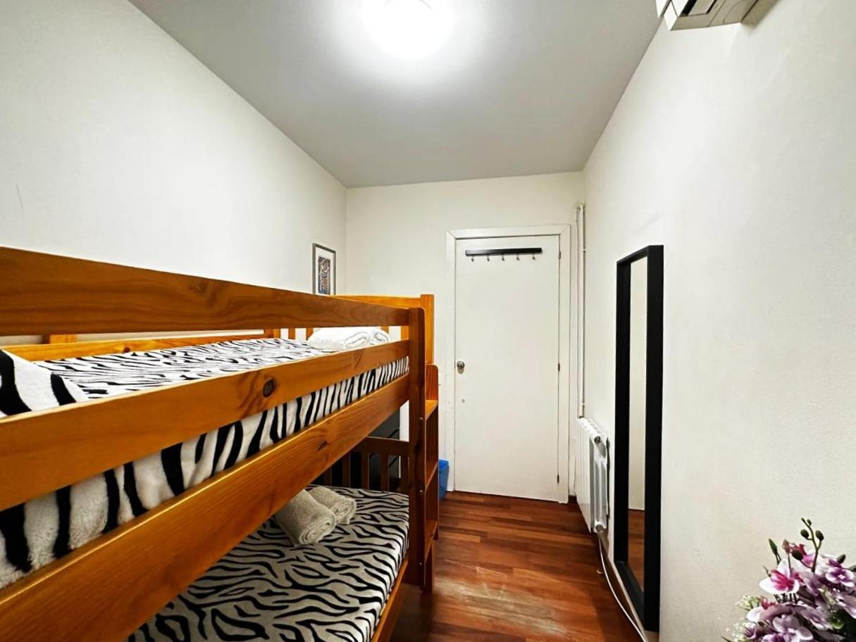 Rooms Arago Barcelona Kültér fotó
